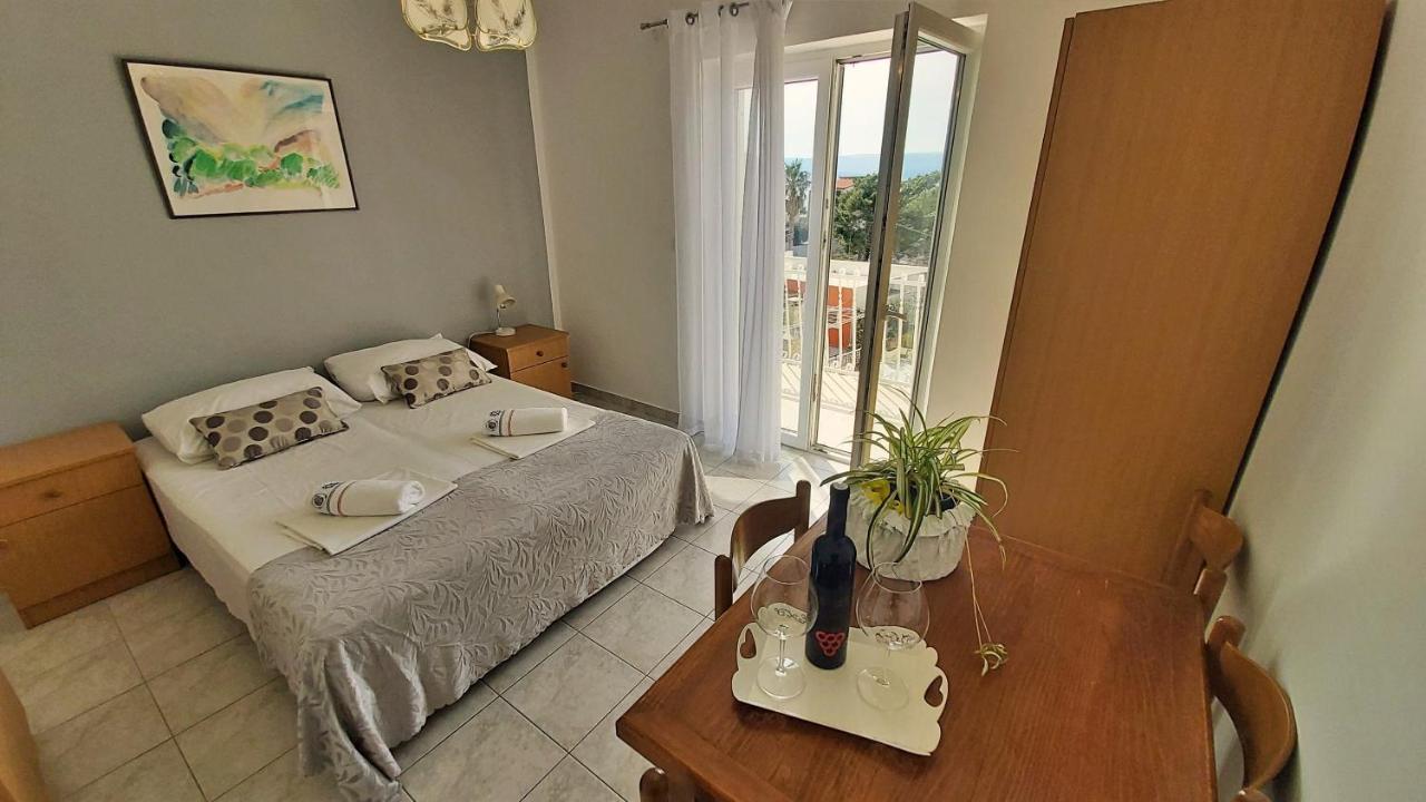 Apartments Mandalinic Omiš Exteriér fotografie