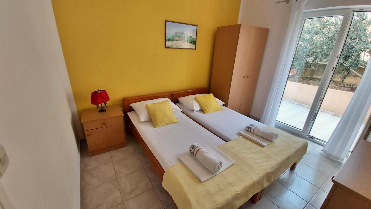 Apartments Mandalinic Omiš Exteriér fotografie